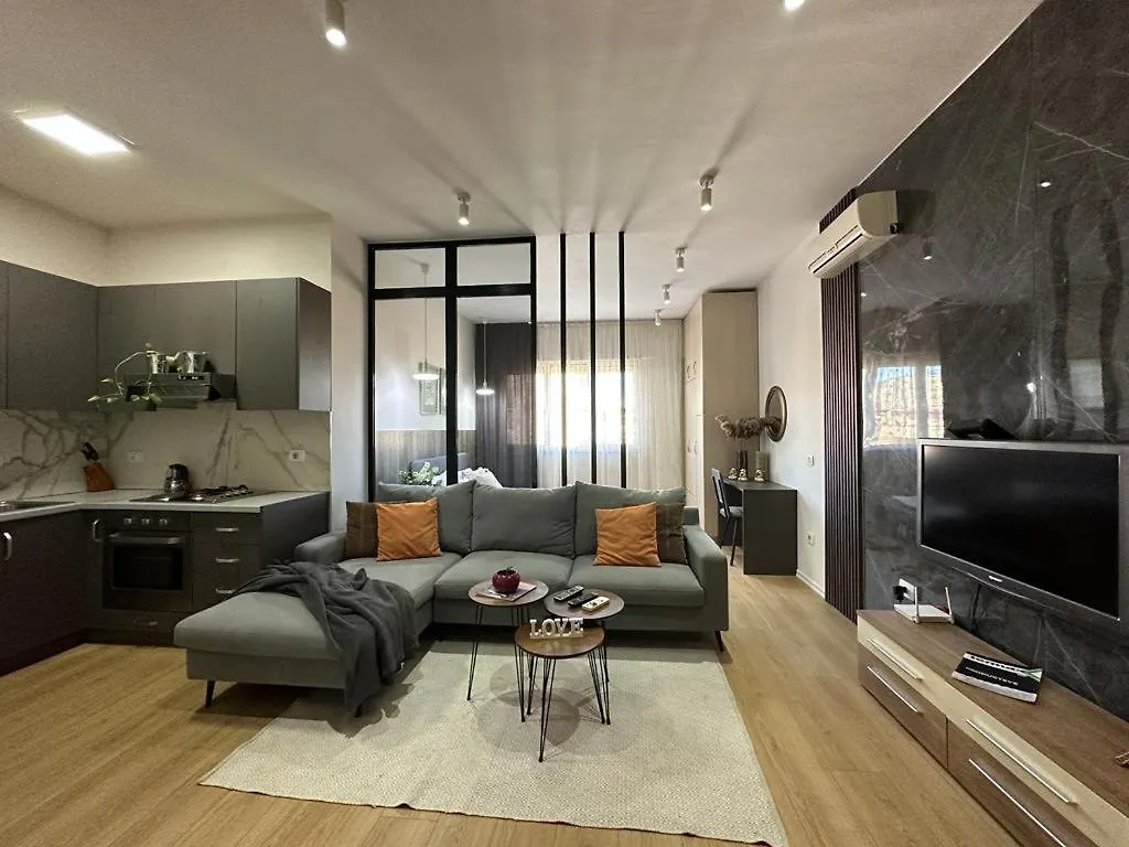 Chlo Apartment 4 Tirane  Tirana